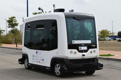 La combi autónoma que circulará por la Ruta de los Volcanes, en el Parque Nacional de Timanfaya