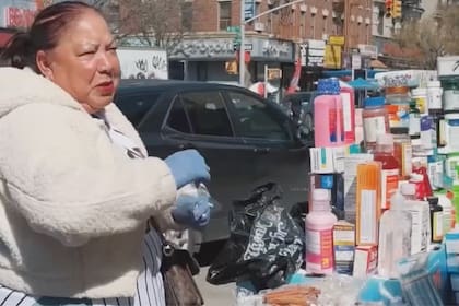 La comerciante Maritza Germosén celebró la medida y sostuvo que ahora los vendedores ya no son tratados como si cometieran un delito