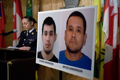 La comisaría difundió las imágenes de Damien Sanderson y Myles Sanderson, los principales sospechosos