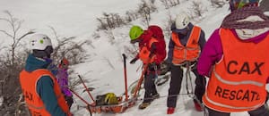 El dramático rescate de un refugiero que pasó la noche perdido en el Cerro Tronador