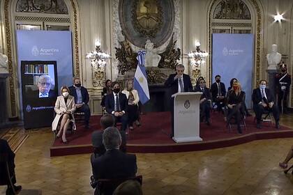 La comisión de expertos le pidió a Alberto Fernández que le hiciera llegar a la Corte Suprema una invitación para reunirse con ellos y opinar