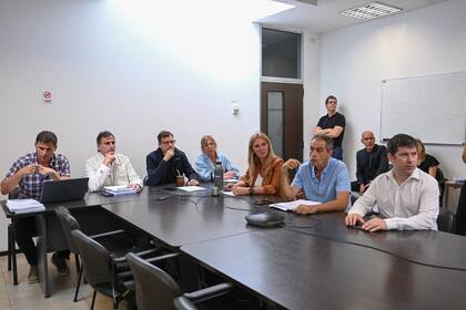 La Comisión de Presupuesto de la Cámara de Diputados bonaerense, con De Jesús al frente, reunida el viernes