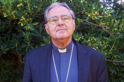 Monseñor Oscar Ojea