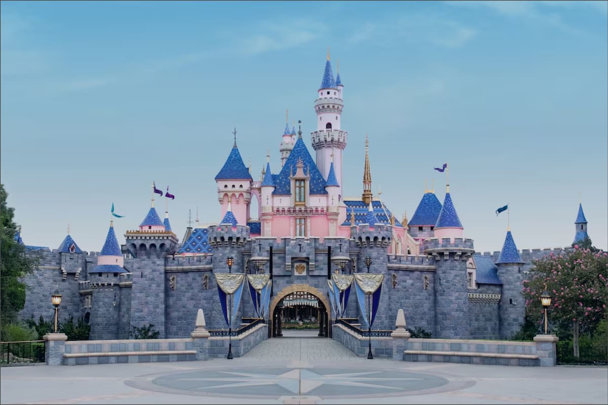 La compañía anunció nuevas atracciones y espectáculos en Disneyland California para febrero de 2027, con dos instalaciones dedicadas a los Vengadores