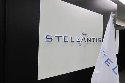 La compañía automotriz Stellantis es el resultado de la fusión entre Fiat Chrysler Automobiles (FCA) y el grupo francés PSA