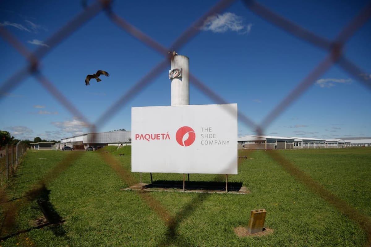 La compañía Bicontinentar Footwear Technologies adquirió los derechos de Perchet, una filial de la brasileña Paquetá en el país, y reabrirá la planta