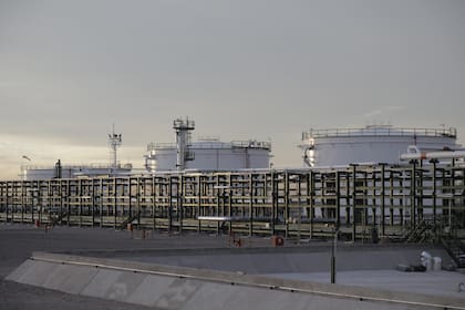 La compañía Continental Resources adquirirá el 20 por ciento de participación en cuatro bloques de petróleo ubicados en la cuenca neuquina