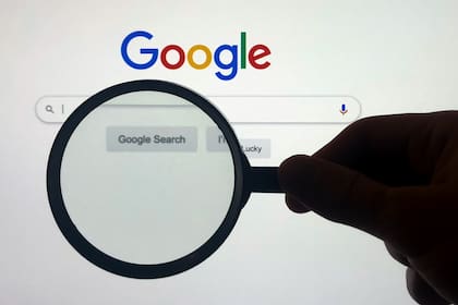 Google publicó un formulario en el que permite alertar que en los resultados de las búsquedas aparecen fotos que afectan a nuestra privacidad y que fueron publicadas por terceros