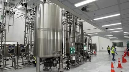 La compañía Eat Just espera abrir una nueva planta para producir carne de laboratorio en Singapur en 2024.
