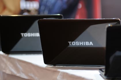 La compañía japonesa Toshiba se retira del segmento de las computadoras personales tras vender sus acciones de Dynabook, la división de notebooks que ahora será controlada en su totalidad por Sharp