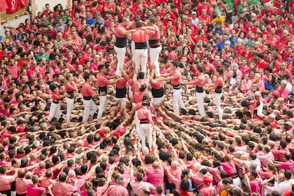 La competición por la Torre Humana en Tarragona, España