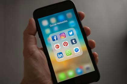 La comunicación con emoticones dentro de las nuevas generaciones se volvió una forma de esconder los mensajes