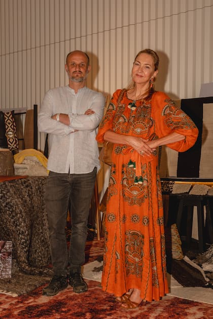 La condesa Paola Marzotto y su colega, el fotógrafo italiano Lorenzo Poli.