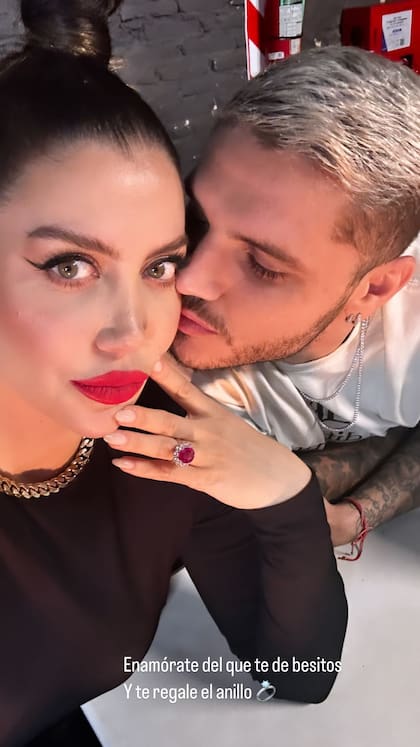 La conductora de MasterChef compartió la foto junto a su pareja