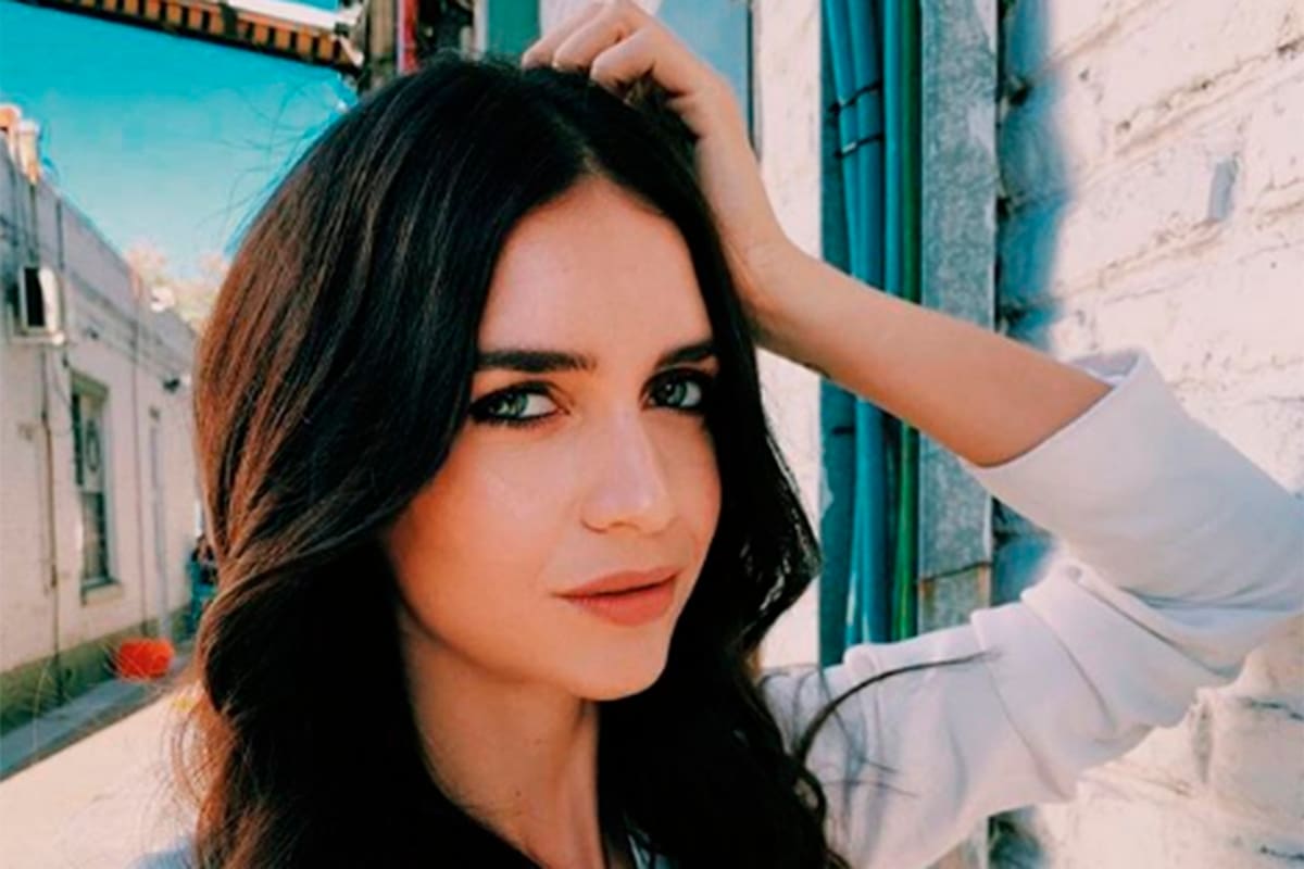 La conductora de Morfi, todos a la mesa protagonizó un divertido accidente al aire