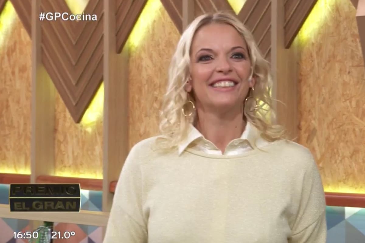 La conductora recibió un regalo muy especial por parte del jurado.