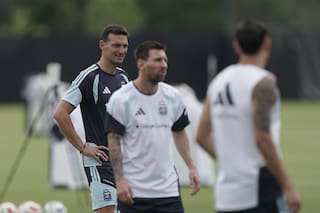 La conferencia de Scaloni, banderazo y última práctica antes del debut de la Selección
