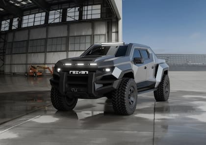 La configuración más extrema recurre a un V8 5.2 litros sobrealimentado capaz de desarrollar hasta 850 CV y 881 Nm de torque