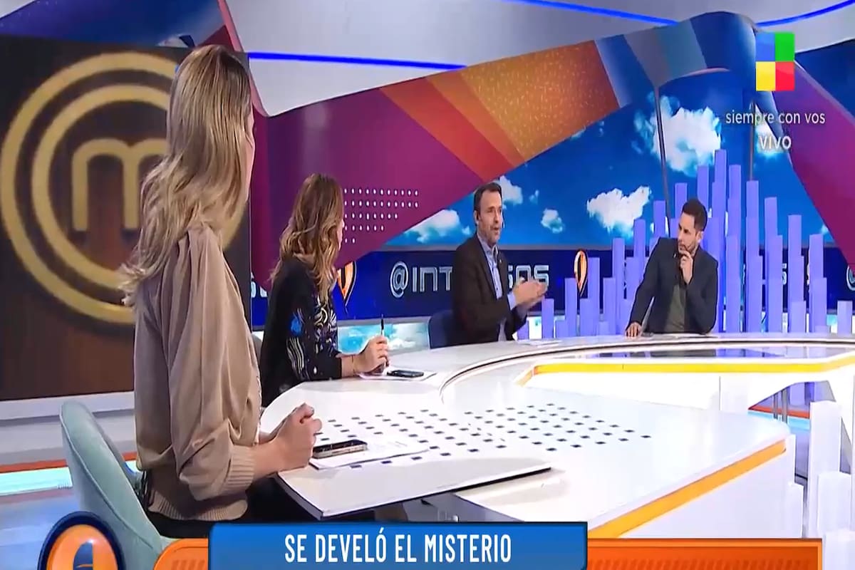 La conflictiva salida de Alex Caniggia de Master Chef Celebrity fue debatida en Intratables. De Izq a Der: Virginia Gallardo, Paula Varela, Adrián Pallares y Rodrigo Lussich.