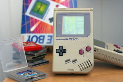 La consola portátil de la compañía japonesa se lanzó al mercado occidental con el famoso Tetris y vendió en total más de 118 millones de unidades