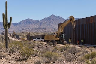 Comenzó la construcción del muro de Trump y hay polémica por la ocupación de tierras ancestrales