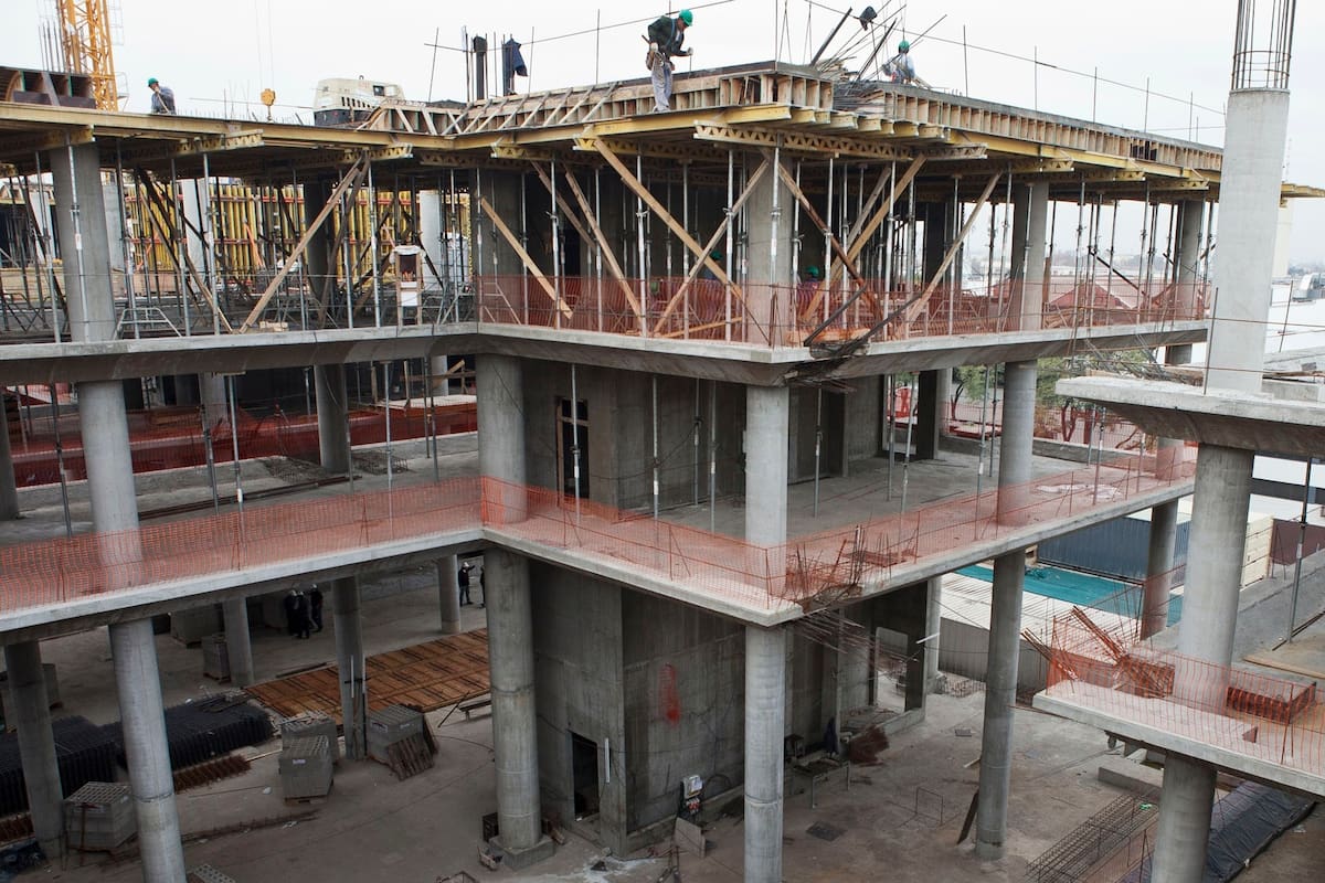 La construcción registró en octubre una suba internual del 18,8%