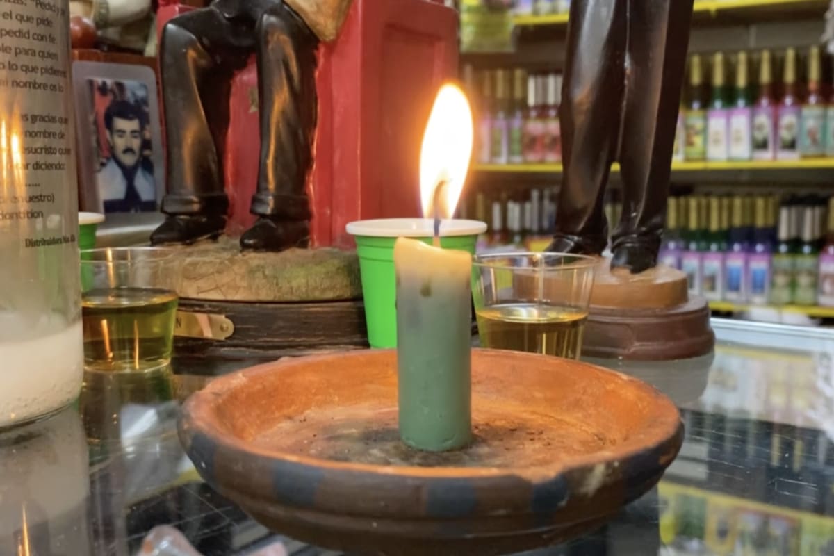 La contrataron para una limpieza espiritual, pero se llevó 30 mil dólares.