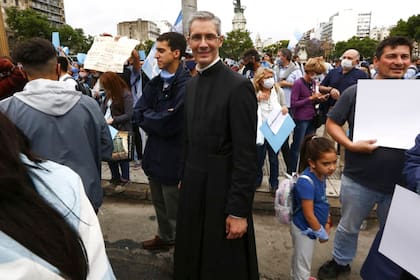 La Conferencia Episcopal Argentina incentivó la participación en la marcha
