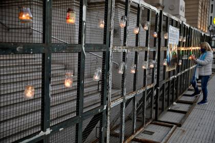 La convocatoria fue impulsada en redes sociales; piden "una Justicia independiente" y exigen a la Corte que "falle a favor de la República"
