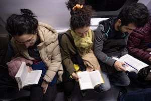 Una fiesta de libros en el subte