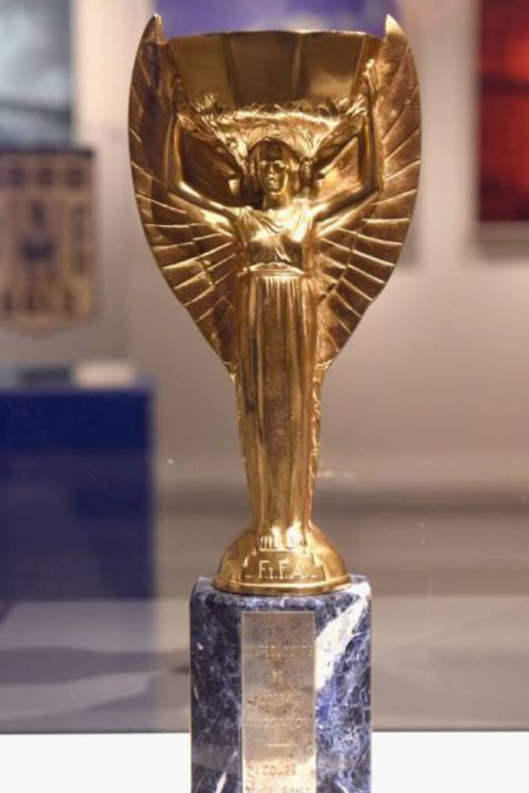 La Copa Jules Rimet que se entregó al ganador del Mundial de fútbol hasta 1970
