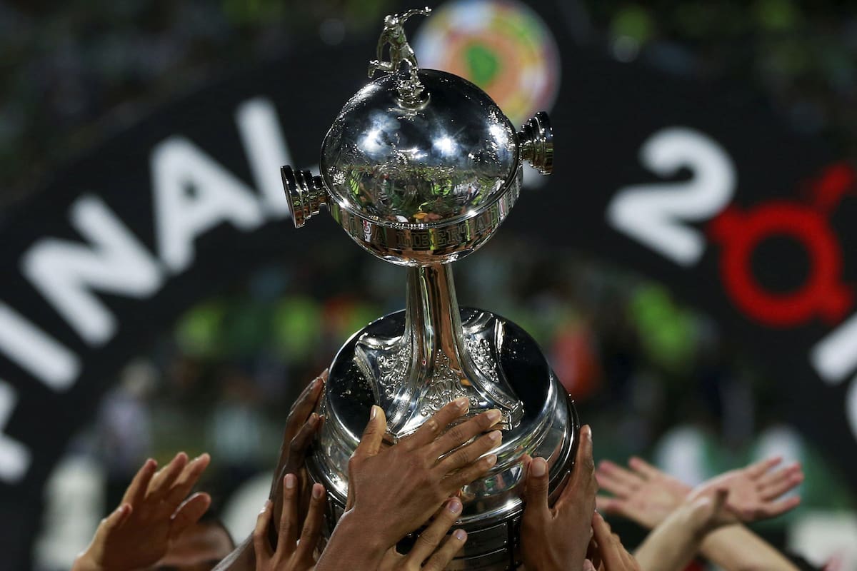 La Copa Libertadores es una obsesión para los equipos grandes argentinos y la Conmebol sigue firme en empezar a mediados de septiembre, pero también hay cuestiones sanitarias que atender