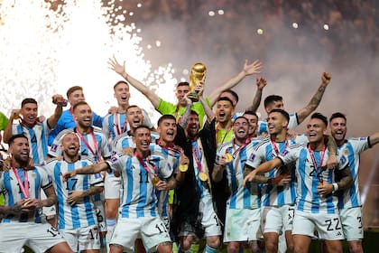 La coronación de la selección argentina en Qatar es una marca imborrable que sigue premiando a los futbolistas campeones del mundo