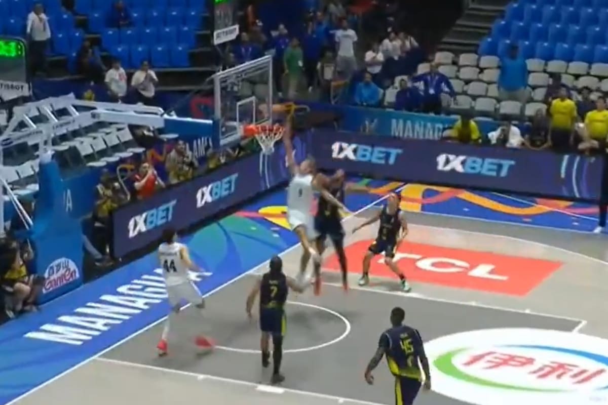 La corrección de Brussino en el último segundo para que la Argentina derrote a Colombia y se clasifique a los cuartos de final