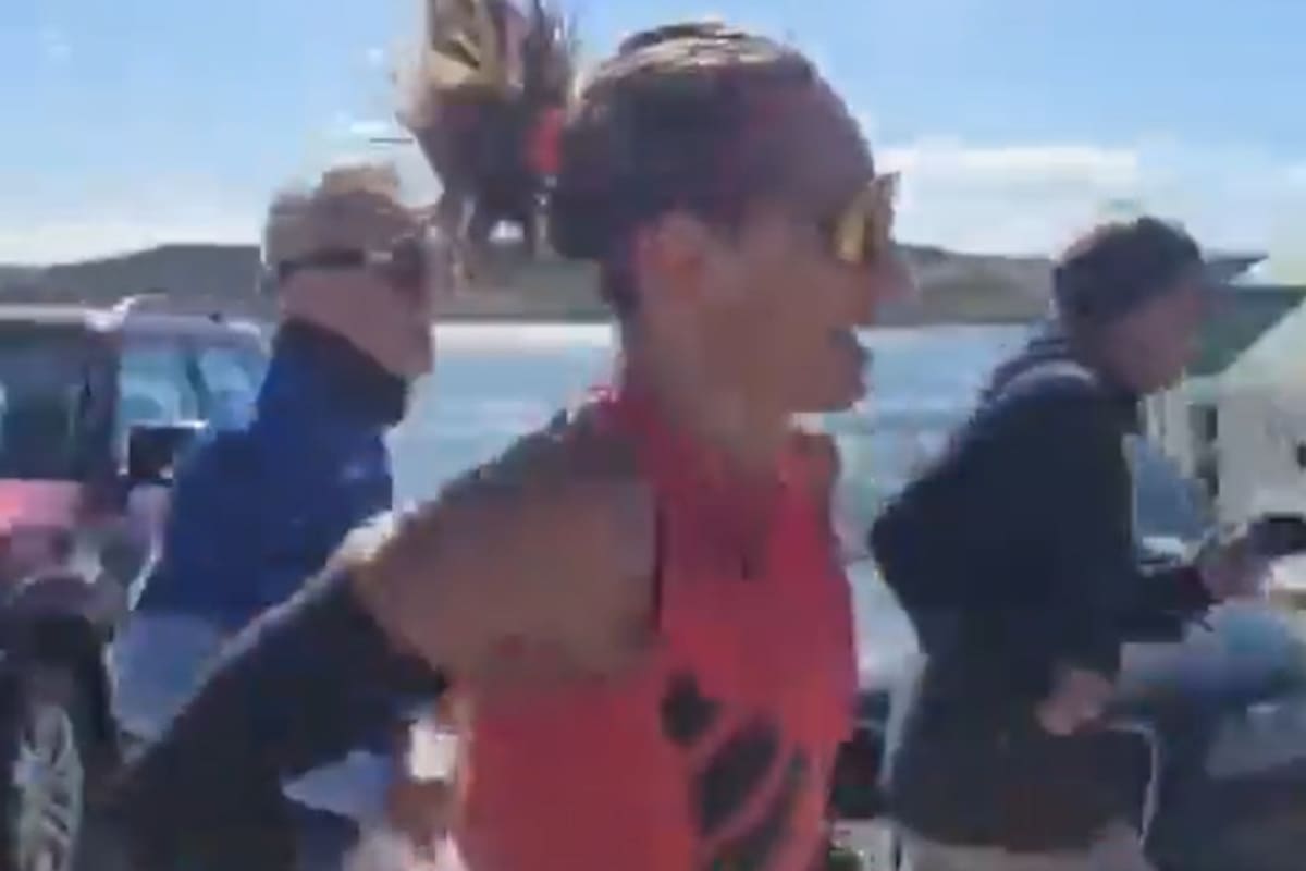 La corredora pinamarense Candela Cerrone ganó el domingo la maratón de las Islas Malvinas