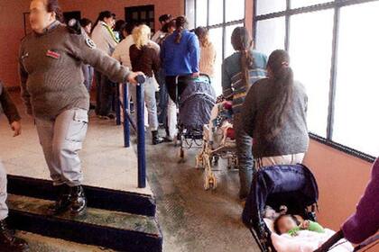 La Corte confirmó la sentencia de la Cámara Federal de Casación Penal que condenó a la ANSeS a pagar asignaciones familiares por hijo y por embarazo a las internas del Centro de Detención de Mujeres Unidad 31