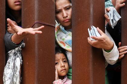 La Corte de Estados Unidos destrabó la aplicación de nuevos criterios para la deportación de inmigrantes (Archivo: Mario Tama/Getty Images/AFP)