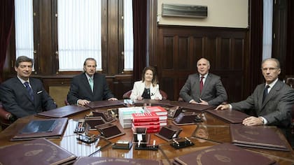 La Corte Suprema de Justicia estableció que los jueces deben jubilarse a los 75 años