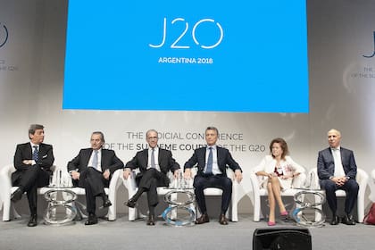 La Corte volvió a reclamarle a Macri más fondos para un nuevo aumento salarial