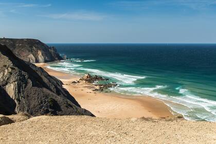 La costa vicentina al suroeste del país, en la región del alentejo