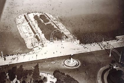 La Costanera Sur fue durante los años 1918 y 1950 un balneario municipal