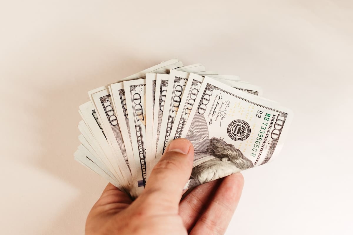 La cotización del dólar blue y el oficial este domingo 13 de octubre
