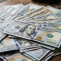 ¿A cuánto cotizan el dólar oficial y el blue este lunes 29 de junio?
