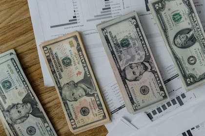 La cotización del dólar MEP y el CCL este miércoles 14 de febrero