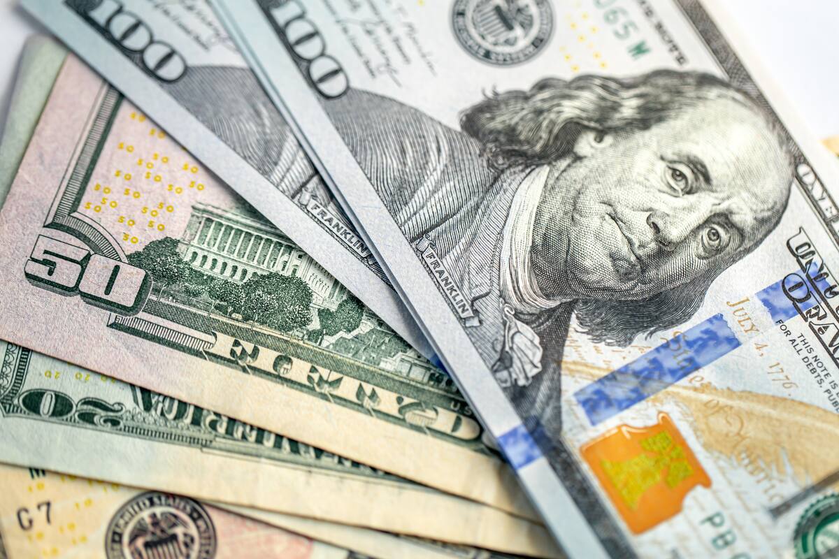 La cotización del dólar oficial y el blue este domingo 18 de mayo