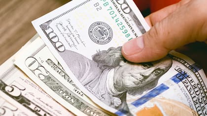 La cotización del dólar oficial y el blue este lunes 3 de agosto