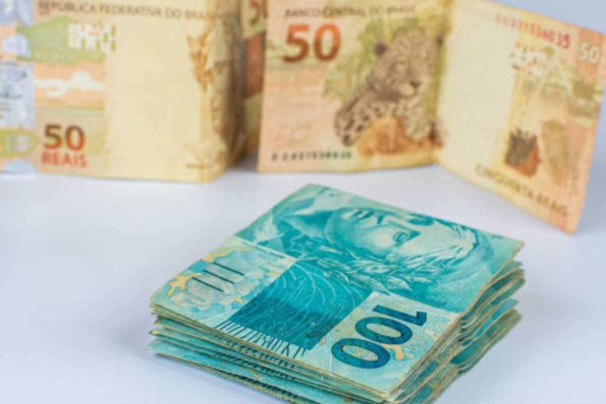 La cotización del real oficial y el blue este viernes 9 de enero