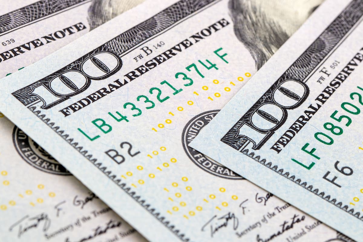 La cotización oficial del dólar se ubicará en $88,61 hacia fin de año, aunque podría escalar hasta un máximo de $102 según algunas consultoras