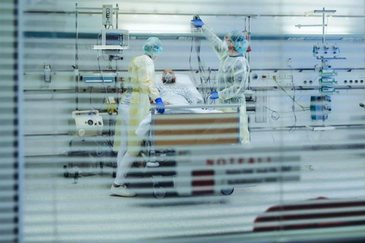 La covid de larga duración no está vinculada necesariamente al grado de severidad de la infección inicial.