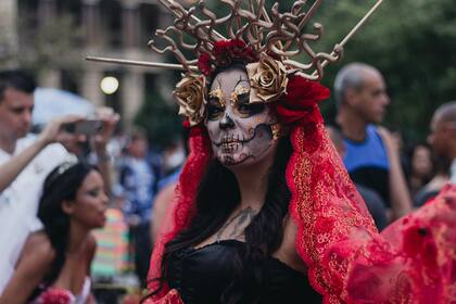 300 ideas de Carnaval  halloween disfraces, disfraces para chicas,  disfraces de halloween para mujeres